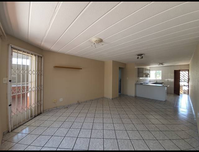 2 BEDROOM APARTMENT FOR SALE IN PRESIDENT PARK